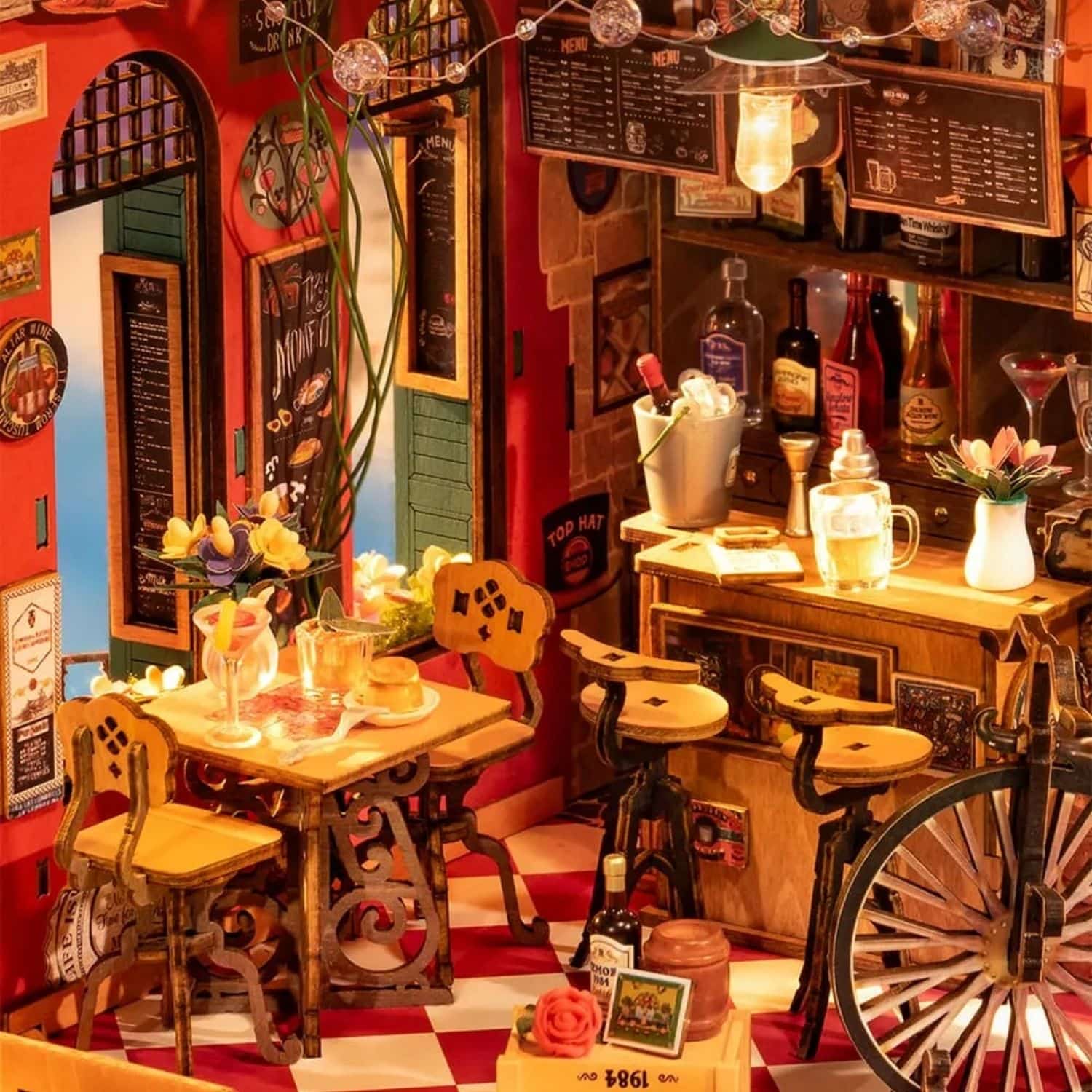 Rolife DIY Mini House - Casas Miniatura Cheers Bar & Dining - Image 4